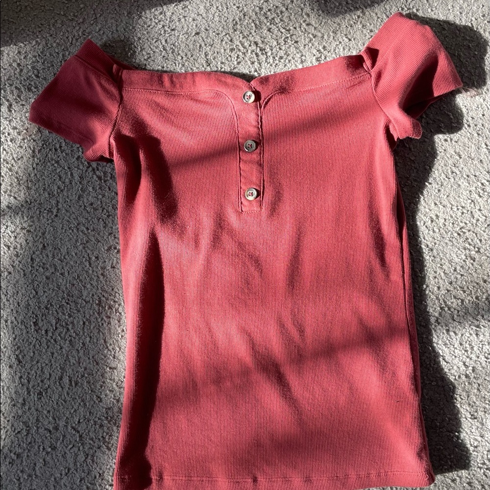 Aeropostale off shoulder tee